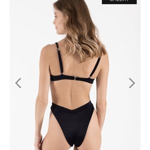 ONE ONE SWIMWEAR BLACK BIKINI SMALL